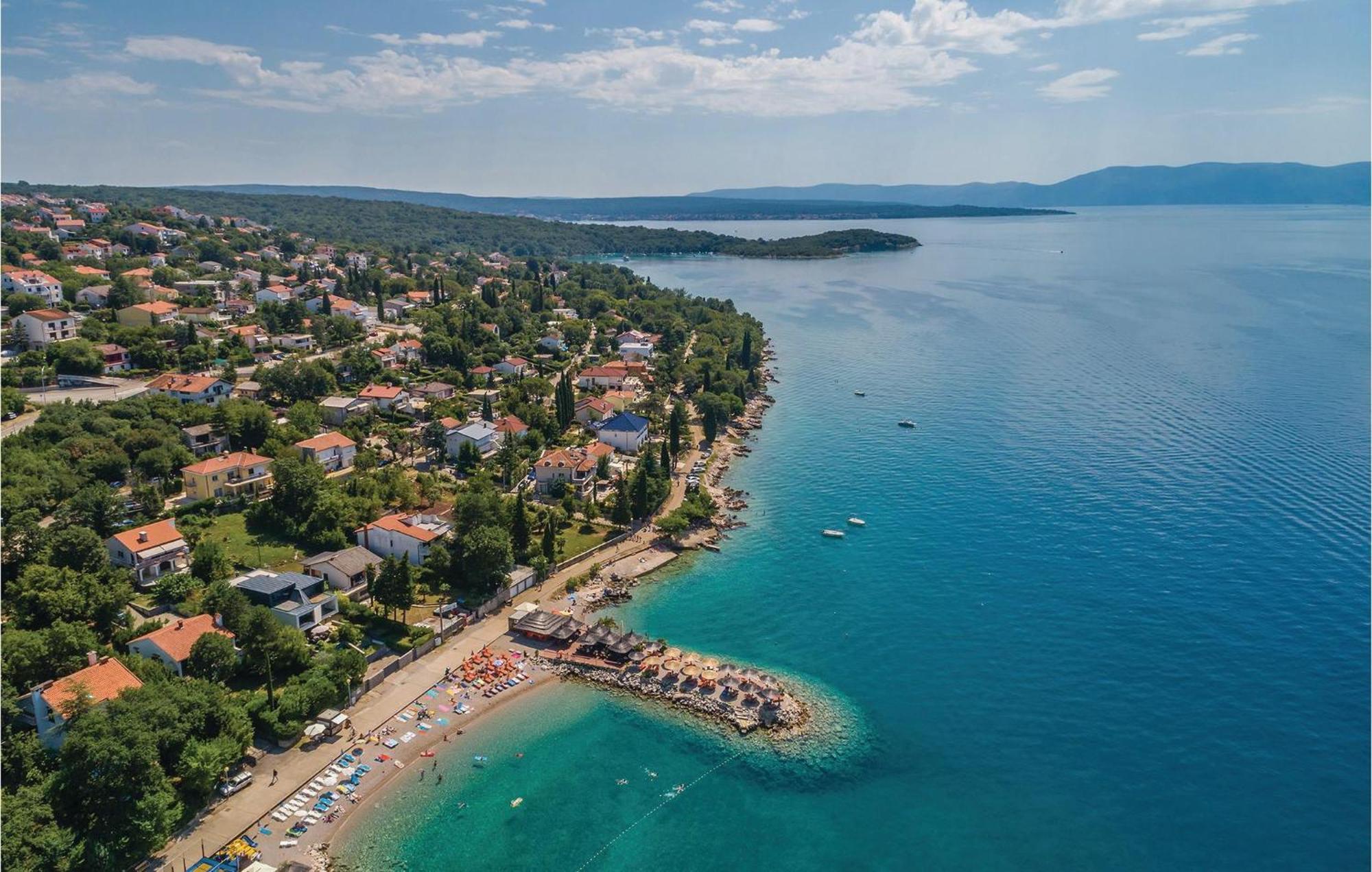 Amazing Apartment In Njivice With Wifi Экстерьер фото